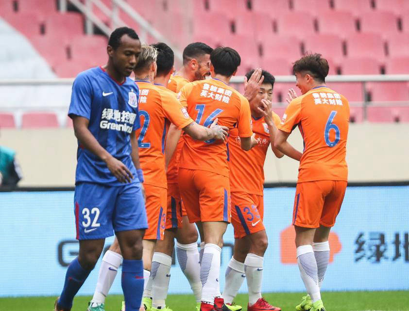 鲁能恒大同组，亚冠搏杀之际