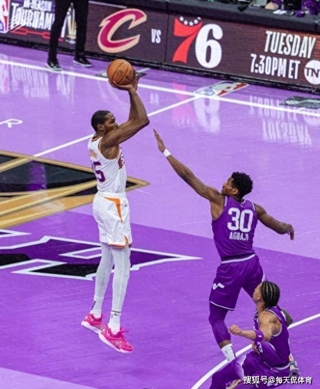 开云体育网页版-比赛过程惊险刺激，双方拼尽全力