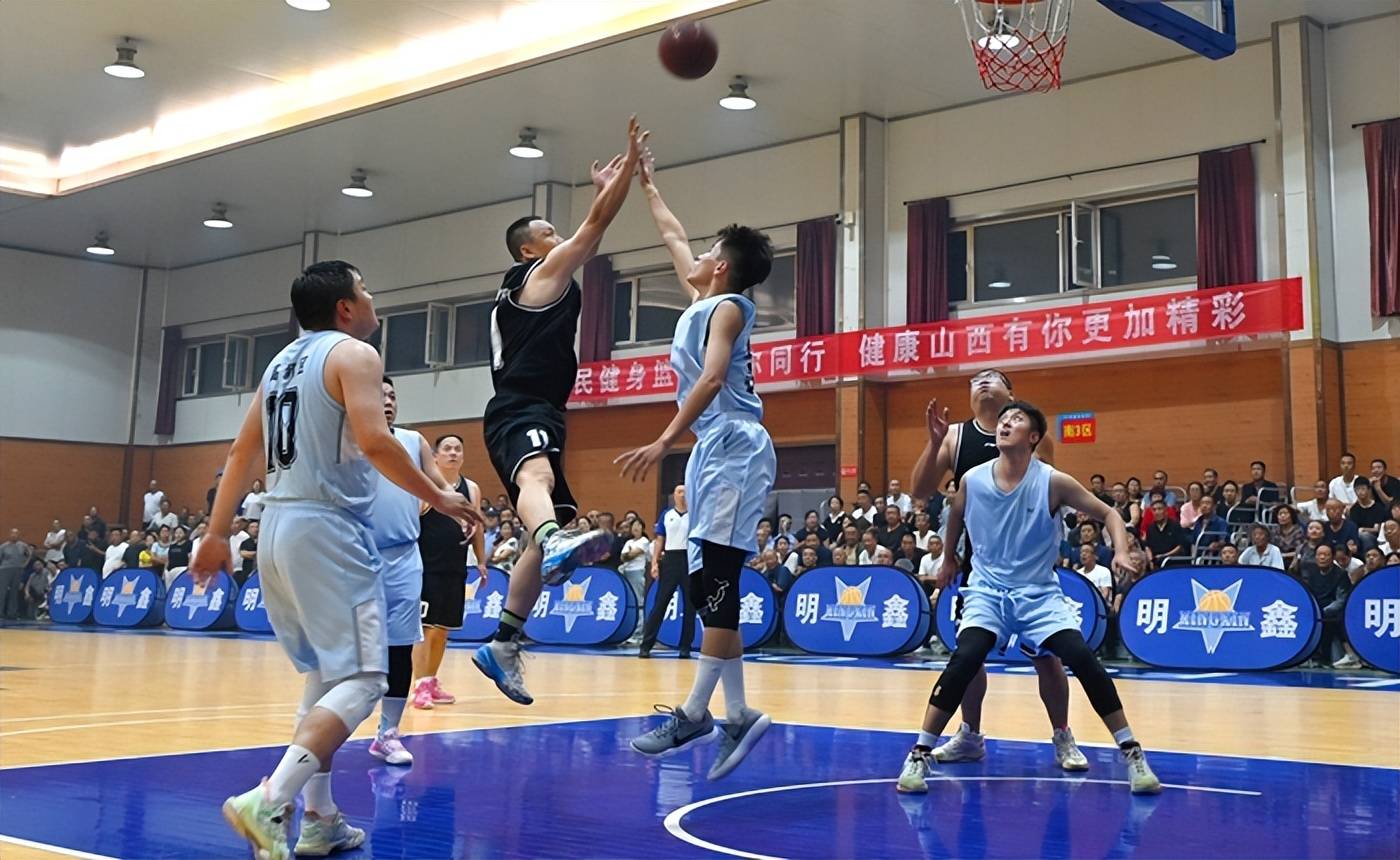 紧张比赛中取胜,队员们斩获关键胜利的简单介绍 紧张比赛中取胜,队员们斩获关键胜利的简单介绍