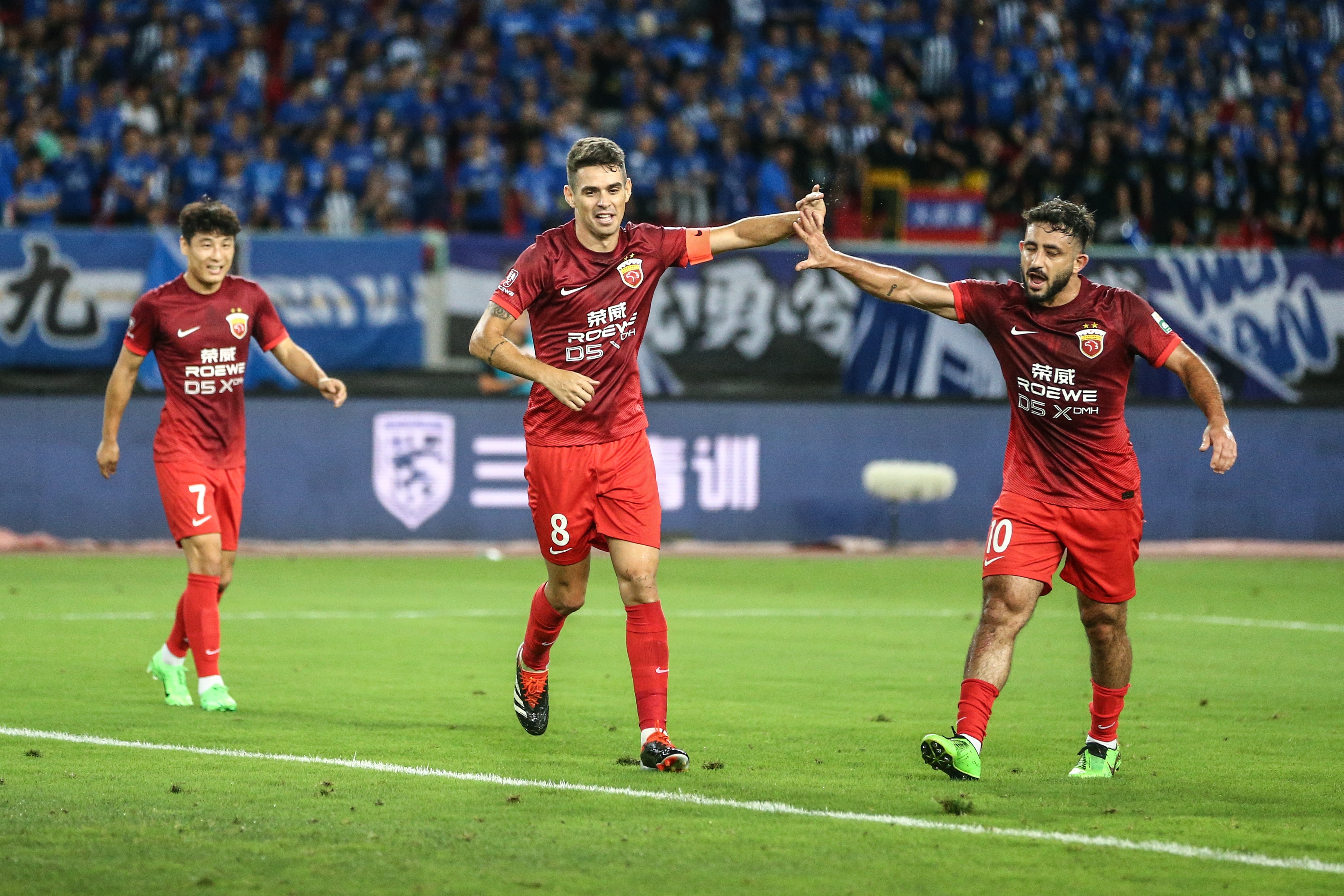 情感绽放!中超联赛球员充分展现实力的简单介绍 情感绽放!中超联赛球员充分展现实力的简单介绍