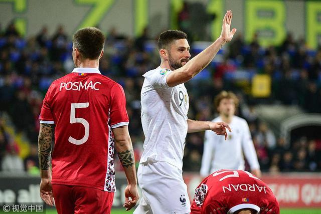 包含冰岛队保持不败，拼抢小组第一的词条