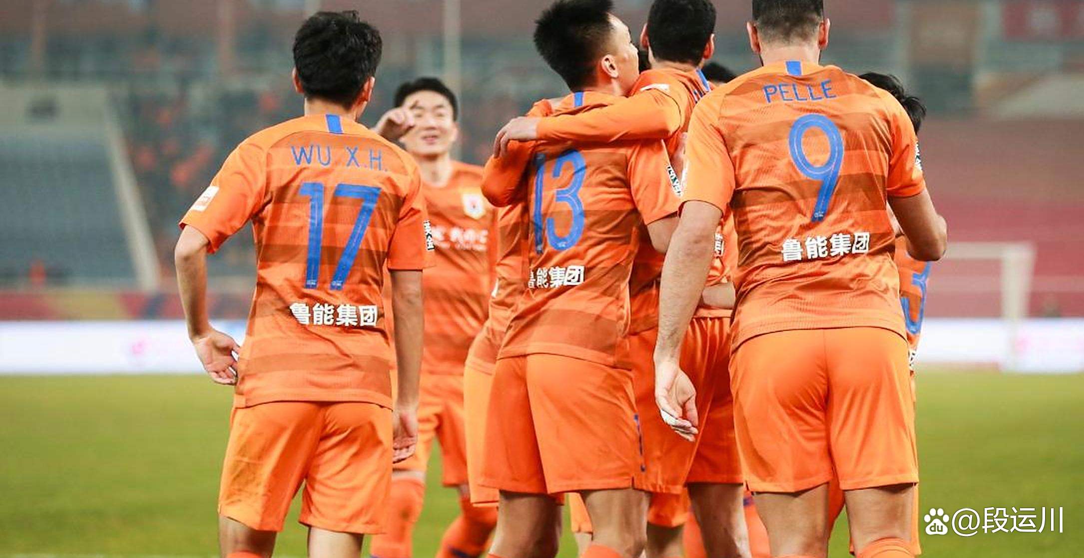 包含山东鲁能客场击败河南建业，继续保持不败的词条