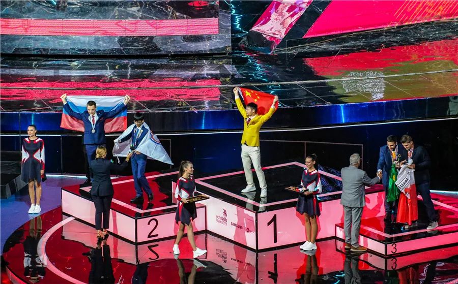 开云体育亚洲官网-关于爱尔兰选手斩获冠军，收获鼓励与赞扬的信息